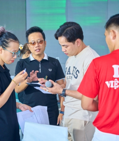 CHUYỆN NGHỀ SỰ KIỆN: NGỌN LỬA YÊU NGHỀ SỰ KIỆN
