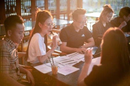 LÀM CÁCH NÀO ĐỂ DOANH NGHIỆP CỦA BẠN NỔI BẬT HƠN SO VỚI NHỮNG ĐỐI THỦ KHÁC TRONG NGÀNH SỰ KIỆN?