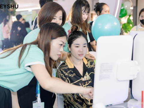 SỰ KIỆN RA MẮT SẢN PHẨM CICAMAX REFINE SERUM – DẤU ẤN KHÔNG GIAN TRẢI NGHIỆM TẠI GIGAMALL BÌNH TÂ